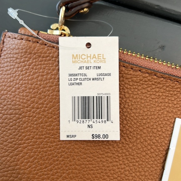 NWT Michael Kors Zip Clutch Wristlet - Picture 11 of 13